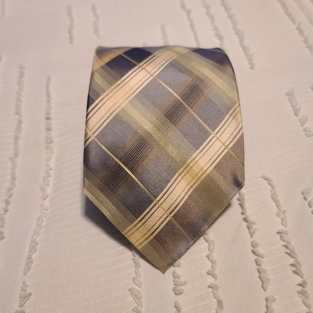 Kenneth Cole Reaction Yellow And Gray Neck Tie